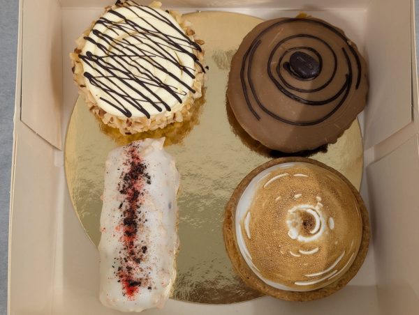 WhatsApp Image 2025-11-09 at 20.15.58 (1) Yaya's Verrassing box